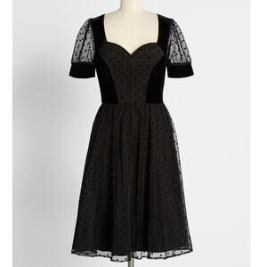 Voodoo Vixen Vonda M Black Dress Whimsygoth Pinup Velvet Mesh Short Sleeve 6